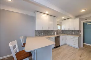 38847 Sunset Trail, Willoughby, OH 44094 - Photo 12