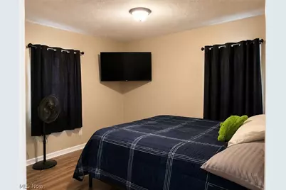 1294 Inman Street, Akron, OH 44306 - Photo 8