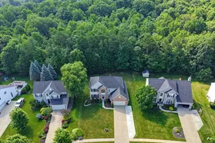 4588 Lexington Ridge Dr, Medina, OH 44256 - Photo 2