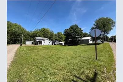 302 3rd Avenue SE, Beach City, OH 44608 - Photo 46
