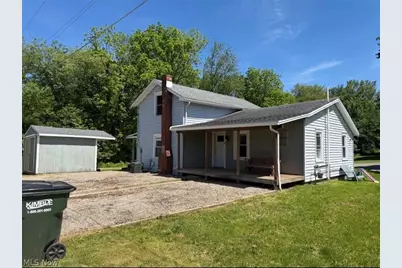 302 3rd Avenue SE, Beach City, OH 44608 - Photo 2
