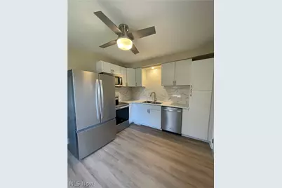 2128 6th Street, Cuyahoga Falls, OH 44221 - Photo 4