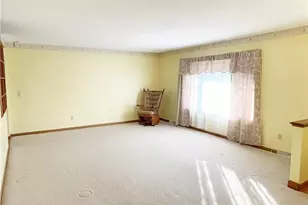 34877 Clear Creek Dr, North Ridgeville, OH 44039 - Photo 12