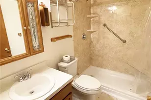 34877 Clear Creek Dr, North Ridgeville, OH 44039 - Photo 18