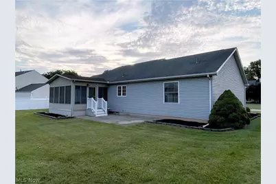 34877 Clear Creek Drive, North Ridgeville, OH 44039 - Photo 4