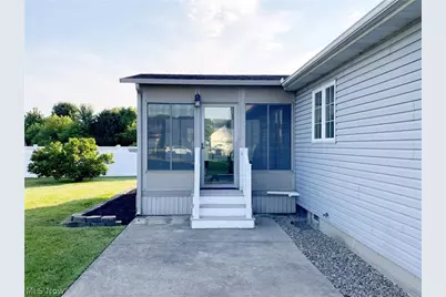34877 Clear Creek Drive, North Ridgeville, OH 44039 - Photo 6