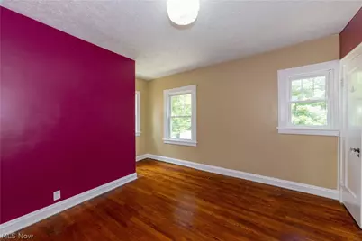 18526 Scottsdale Boulevard, Huber Heights, OH 44122 - Photo 16
