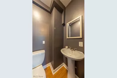 18526 Scottsdale Boulevard, Huber Heights, OH 44122 - Photo 14