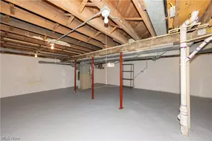 18526 Scottsdale Blvd, Huber Heights, OH 44122 - Photo 30