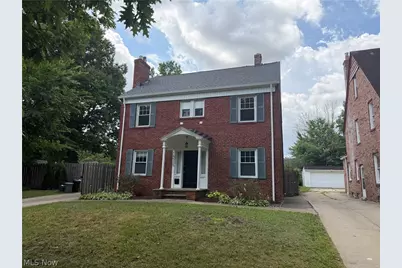 18526 Scottsdale Boulevard, Huber Heights, OH 44122 - Photo 1