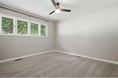 8160 Joyce Road, Grandview Heights, OH 44147 - Photo 24