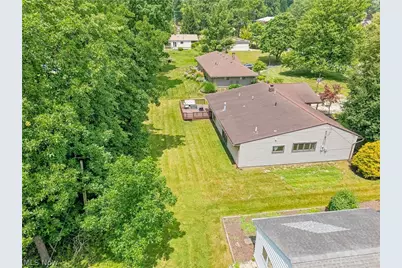 8160 Joyce Road, Grandview Heights, OH 44147 - Photo 38