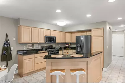 2975 Waterford Drive, Twinsburg, OH 44087 - Photo 8