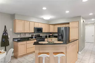 2975 Waterford Dr, Twinsburg, OH 44087 - Photo 8
