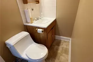 2584 N Ridge Rd, Painesville Twp, OH 44077 - Photo 8