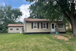 2425 40th St NE, Canton, OH 44705 - Photo 1
