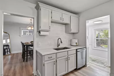 2088 Elmwood Avenue, Oakwood, OH 44107 - Photo 14