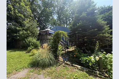 1717 Stirling Road, Madison, OH 44057 - Photo 8