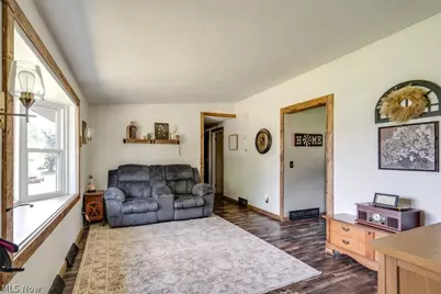 1014 Lillian Street SW, Canton, OH 44706 - Photo 6