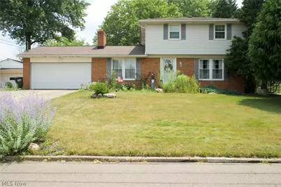 1120 20th Street SW, Massillon, OH 44647 - Photo 2