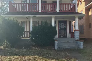 11910 Chesterfield Ave, Loveland, OH 44108 - Photo 1