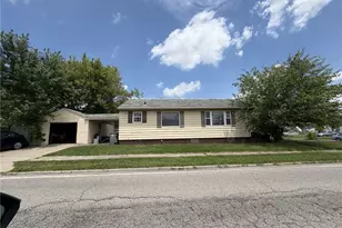 404 N Glenellen Ave, Youngstown, OH 44509 - Photo 2