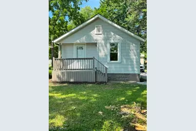 1079 Peerless Avenue, Akron, OH 44320 - Photo 12
