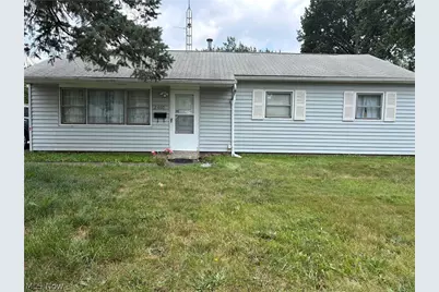 2400 Midway Avenue NE, Canton, OH 44705 - Photo 1