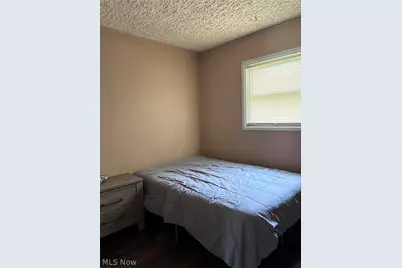 2400 Midway Avenue NE, Canton, OH 44705 - Photo 22