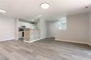 3395 Lenox Village Dr, Fairlawn, OH 44333 - Photo 8