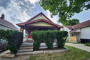 3272 W 48th St, Loveland, OH 44102 - Photo 2
