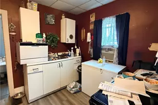 209 S Main St, Killbuck, OH 44637 - Photo 6