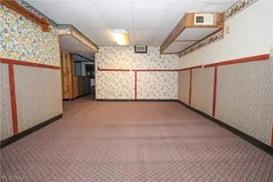 401 W Vine St, Martins Ferry, OH 43935 - Photo 24