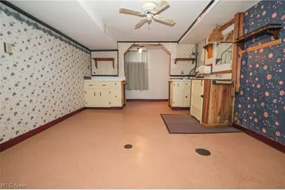 401 W Vine Street, Martins Ferry, OH 43935 - Photo 26