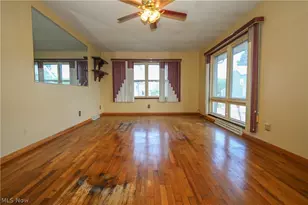 401 W Vine St, Martins Ferry, OH 43935 - Photo 12