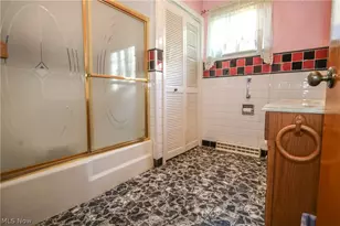 401 W Vine St, Martins Ferry, OH 43935 - Photo 20