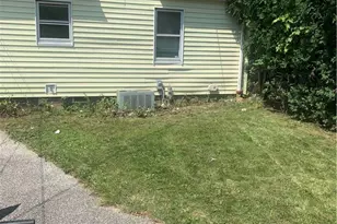 16100 Scottsdale Blvd, Huber Heights, OH 44120 - Photo 2