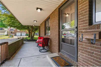 515 S Silver Street, Louisville, OH 44641 - Photo 6