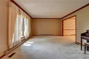 966 College Dr SE, New Philadelphia, OH 44663 - Photo 10