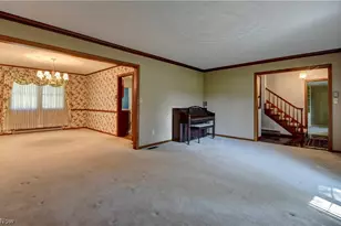 966 College Dr SE, New Philadelphia, OH 44663 - Photo 8