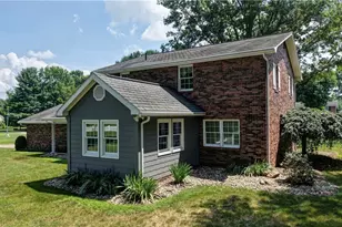 966 College Dr SE, New Philadelphia, OH 44663 - Photo 12