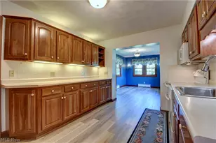 966 College Dr SE, New Philadelphia, OH 44663 - Photo 14