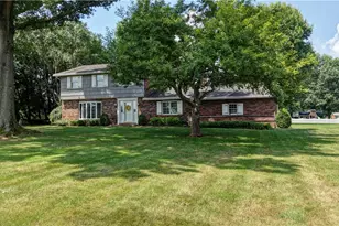 966 College Dr SE, New Philadelphia, OH 44663 - Photo 2