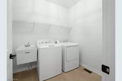 143 Town Centre Drive, Grandview Heights, OH 44147 - Photo 18