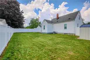 492 E Woodsdale Ave, Akron, OH 44301 - Photo 10