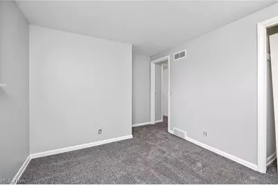 2685 Kenyon Avenue NW, Massillon, OH 44647 - Photo 18
