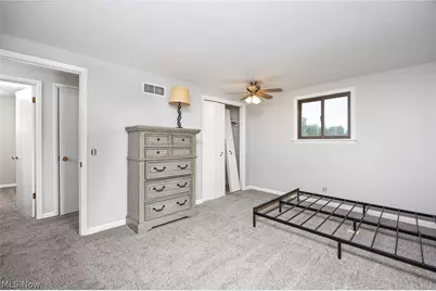2685 Kenyon Avenue NW, Massillon, OH 44647 - Photo 20