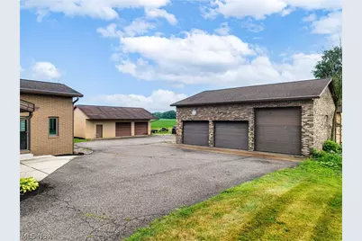 2685 Kenyon Avenue NW, Massillon, OH 44647 - Photo 4