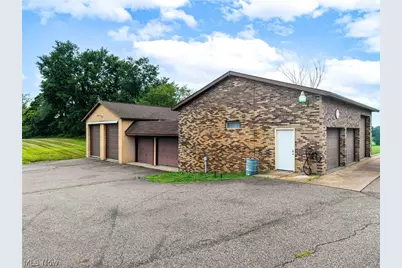 2685 Kenyon Avenue NW, Massillon, OH 44647 - Photo 6