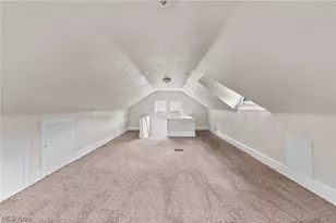 1061 Emma Ave, Akron, OH 44302 - Photo 26